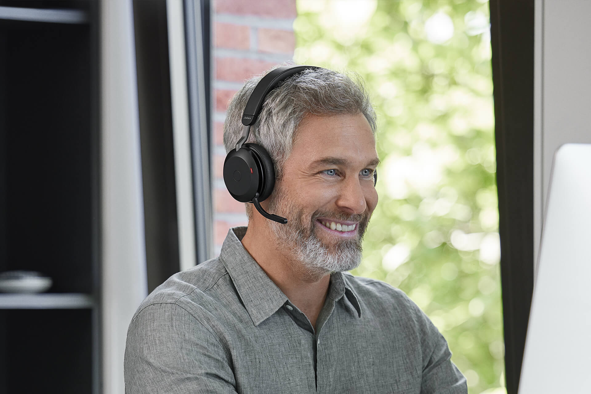 Jabra Evolve2 75 Wireless Headset With ANC - Headset Advisor